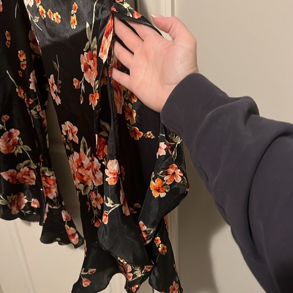 Roman’s size 16 Floral Ruffle Pants Pajamas beach cover up style, slits on sides - Picture 4 of 8